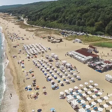 Apartment фамилно студио релакс Shkorpilovtsi